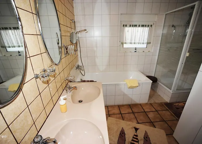 Frieda, 65207 公寓